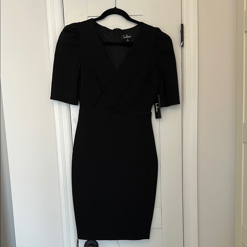 Lulu's Black Dress